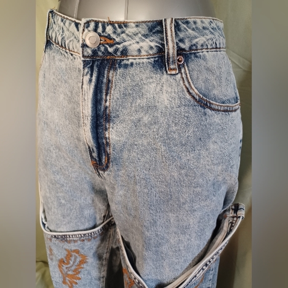 A Fashion Nova Embroider Lets Ride Western Boot Convertable Straight Leg Jeans - Picture 8 of 16